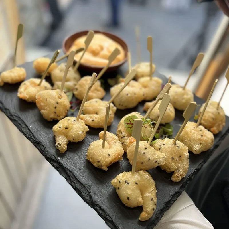 Mini prawn canapés